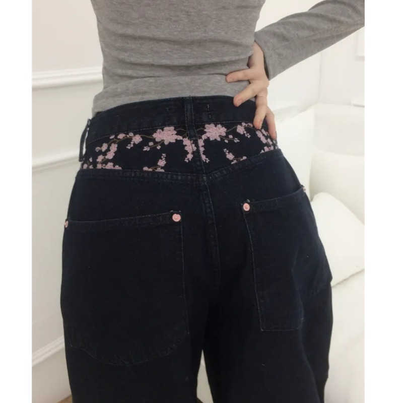 Jeans Sakura Ricamati a Vita A - Embroidery Jeans Sakura recensione e prezzo