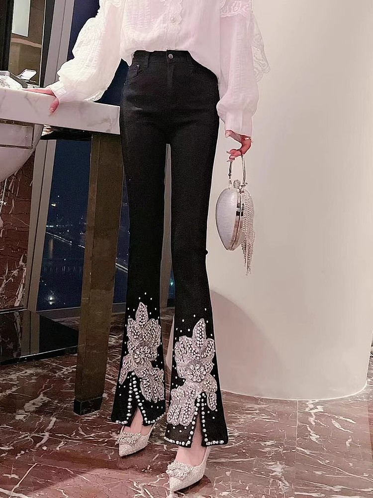 Jeans da donna a vita alta ric - Embroidery Jeans Sakura recensione e prezzo