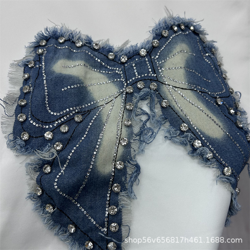 T-shirt a maniche corte bianca - Embroidery Jeans Sakura recensione e prezzo