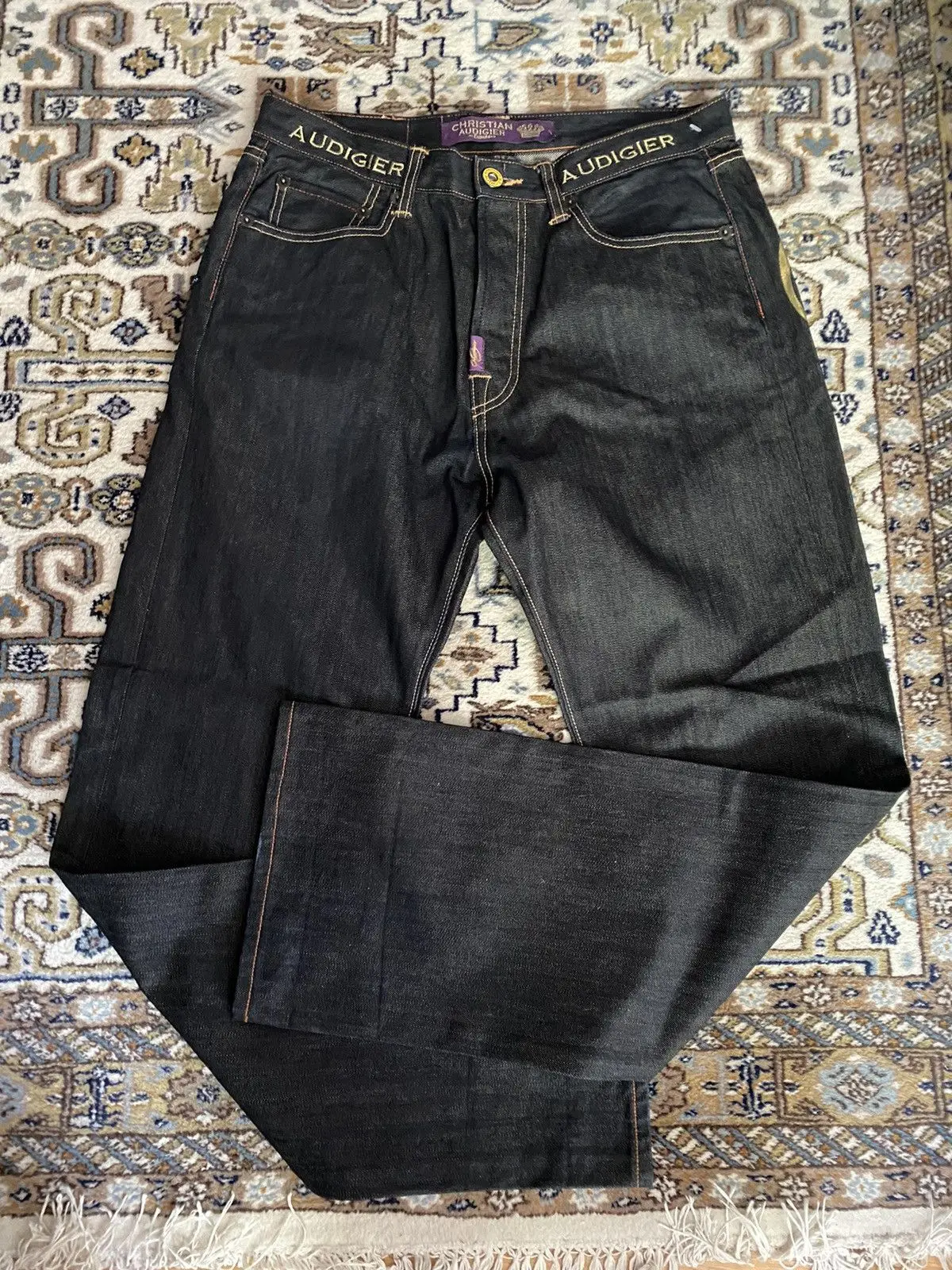 Y2k anni 2000 Statua della Lib - Embroidery Jeans Sakura recensione e prezzo