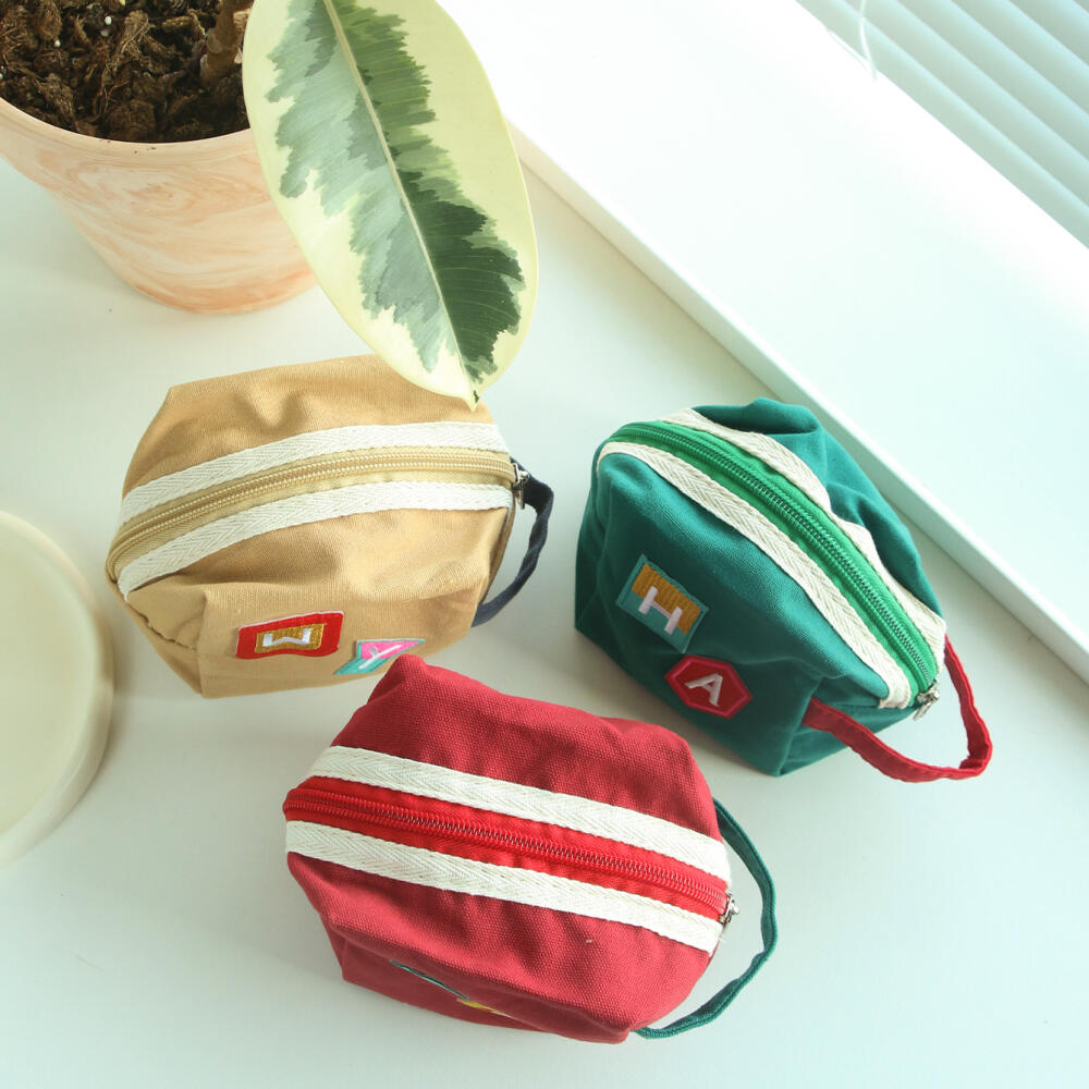Pochette in Tela Personalizzat - Embroidery Initials recensione e prezzo