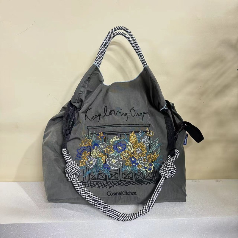 Shopping Ricamo Protezione amb - Embroidery Net Dress recensione e prezzo